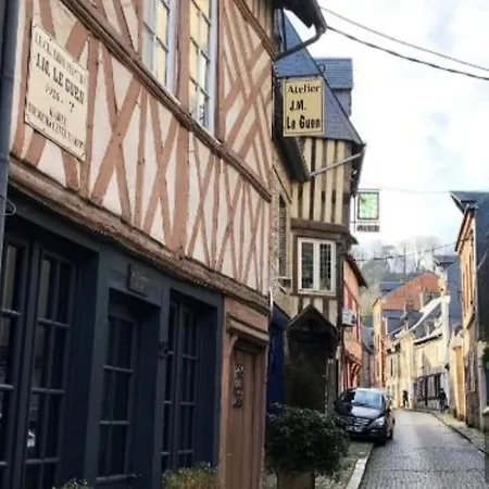 Апартаменты Le Refuge De Dame B
